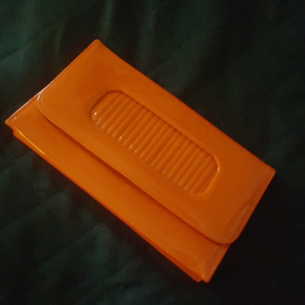 Vintage clutch